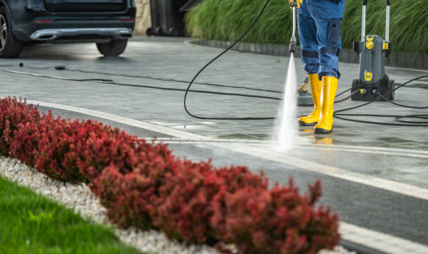 Best Eco-Friendly Pressure Washing in Iola, KS